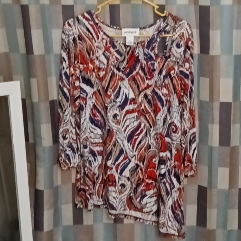 peck&Peck multi-colored, shoulder cut-out front & back angled blouse Size Medium